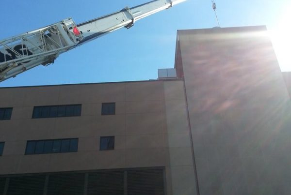 Installing a strobic air fan.