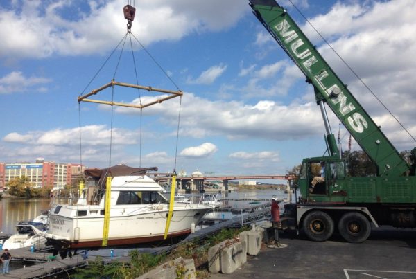 Mullins Rigging Crane