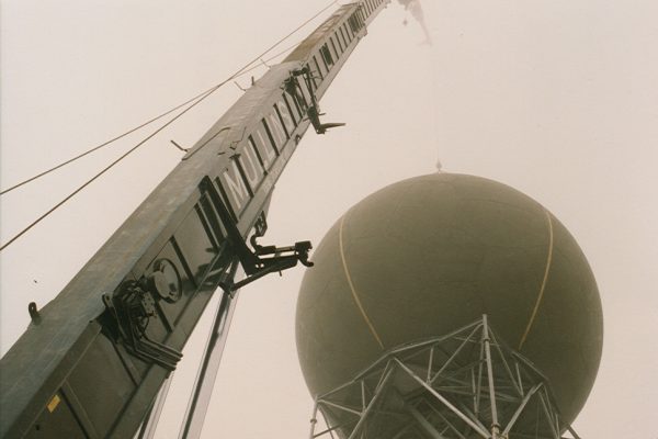 Mullins Rigging lifting of Doppler radar dome