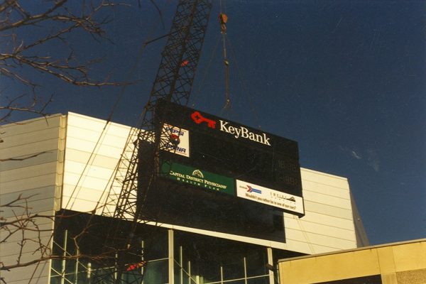 Mullins Rigging Sign Installation at Knickerbocker Arena