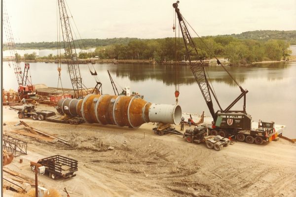 Mullins Rigging loading and transport of Vac-Tower – Port of Albany – 104 tons